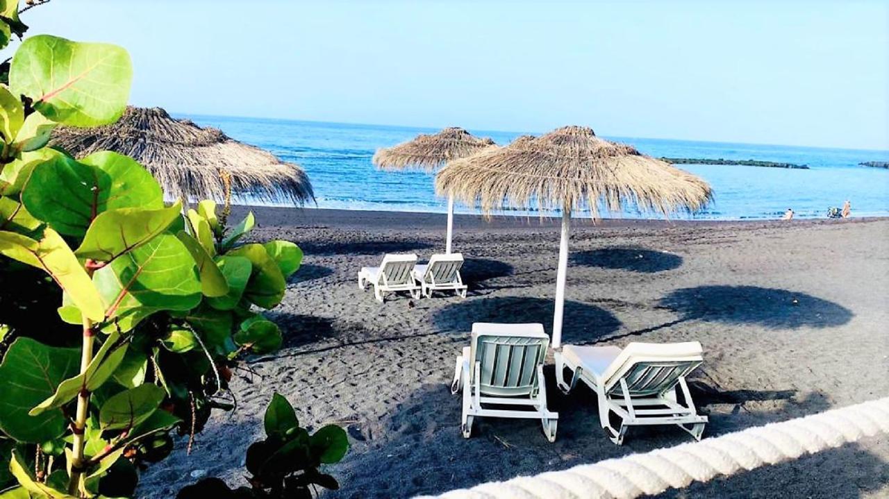Enjoy The Sea And Pool In Playa De Las Americas ภายนอก รูปภาพ