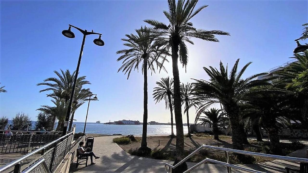 Enjoy The Sea And Pool In Playa De Las Americas ภายนอก รูปภาพ
